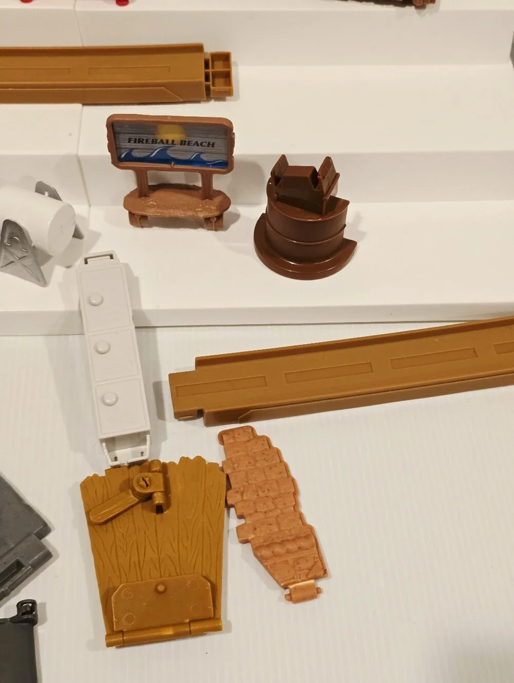 Disney Pixar Cars Playset Replacement Parts Set